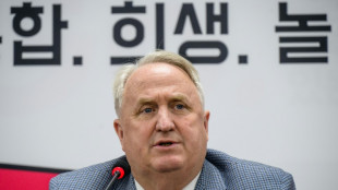'Blue-eyed Korean' tasked with shaking up Seoul politics