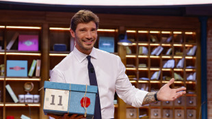 Affari Tuoi si accorcia, partenza anticipata per la prima serata