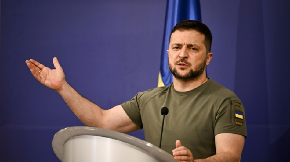Zelenski reclama "honestidad" y "valent&iacute;a" a la OTAN durante gira diplom&aacute;tica
