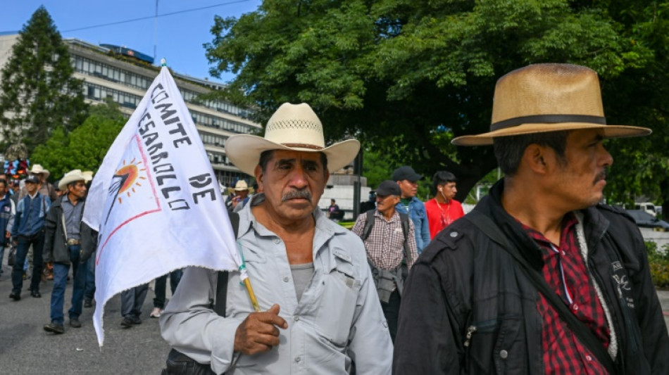 Campesinos de Guatemala protestan contra la pol&eacute;mica fiscal general y el alto costo de vida