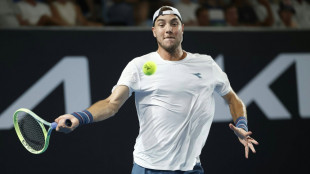 Struff &uuml;bersteht F&uuml;nfsatz-Krimi in Melbourne 