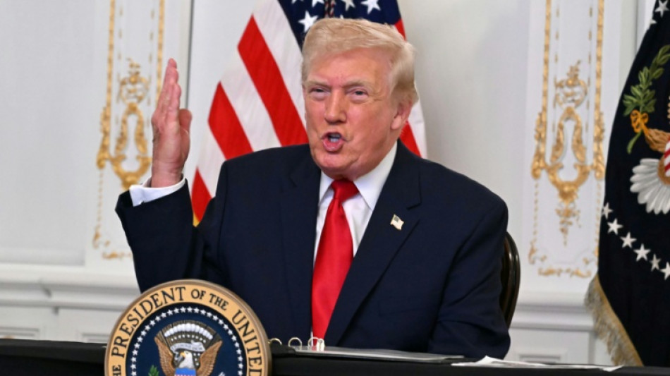 Trump afirma que operaciones contra narcotraficantes venezolanos comenzar&aacute;n "muy pronto" por tierra