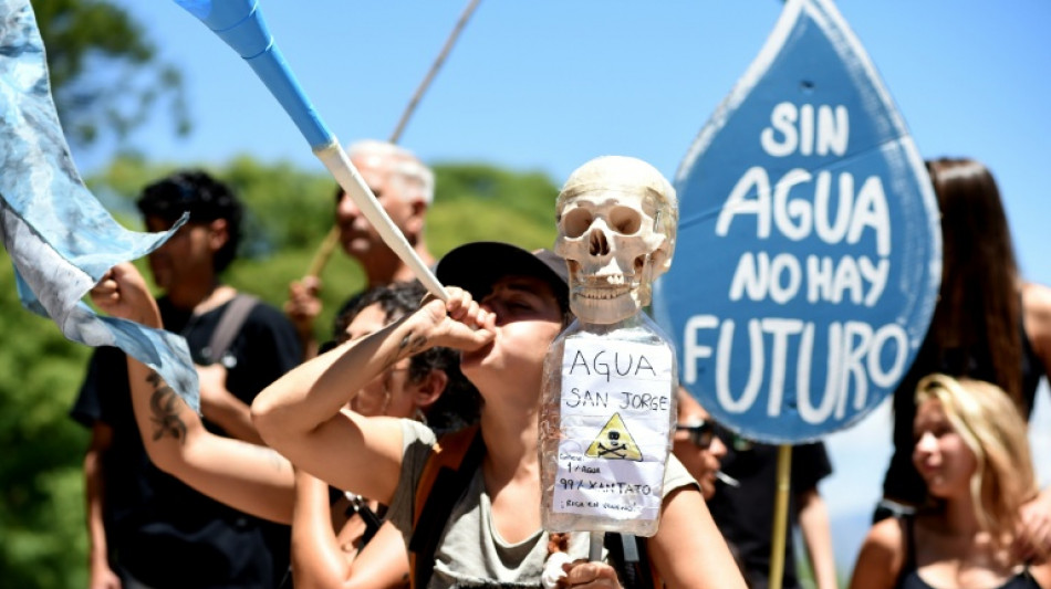 Argentine: feu vert à un projet de mine de cuivre, sur fond de manifestation