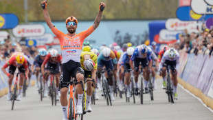 Ganna vince la 'Attraverso le Fiandre'