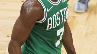 Nba: Boston torna a sorridere, Chicago ancora imbattuta