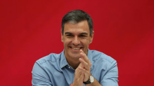 Primeros pasos de S&aacute;nchez y Feij&oacute;o para formar gobierno en Espa&ntilde;a