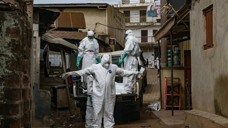 Ebola: le chef de l'OMS loue la strat&eacute;gie de l'Ouganda, deuxi&egrave;me pays touch&eacute; apr&egrave;s la RDC