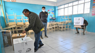 Ecuador vot&oacute; autoridades locales y sobre admitir la extradici&oacute;n