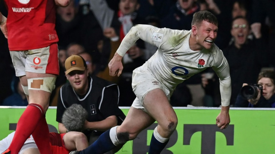Six Nations challengers England in 'no-win' clash with Italy 