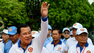 PM Hun Sen says Facebook reps no longer allowed in Cambodia