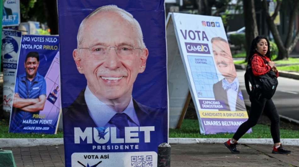 Los guatemaltecos votan en medio de la pobreza y corrupci&oacute;n