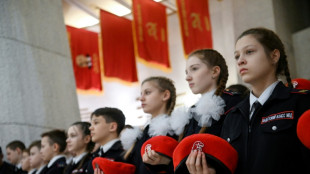 Un "ej&eacute;rcito de j&oacute;venes" jura lealtad a la "madre patria" en Rusia