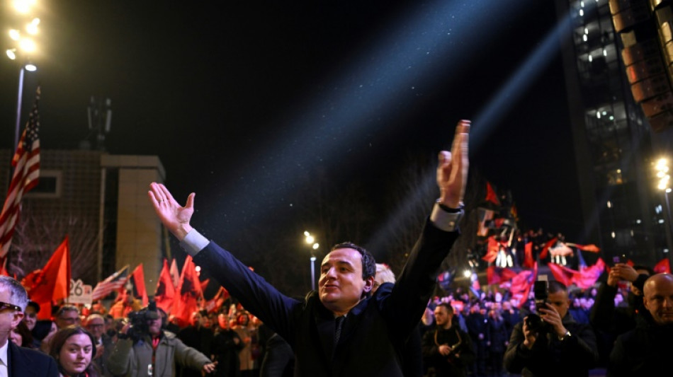 Kosovo vota en legislativas en medio de tensiones con Serbia