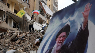 Iran, tre giorni festivi a Teheran per i funerali di Ali Khamenei