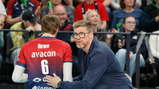 L&uuml;neburg Favorit? F&uuml;r H&uuml;bner spielt es "keine Rolle"