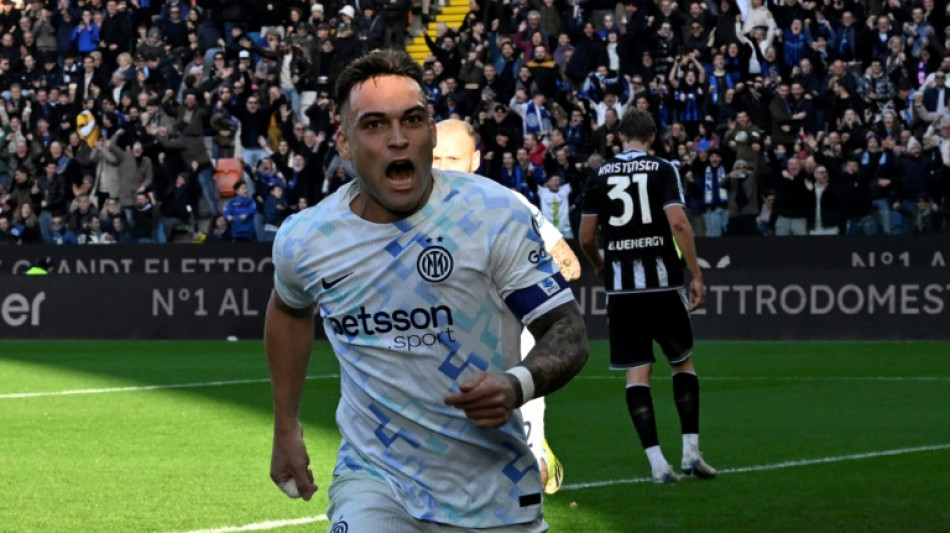 Skipper Martinez fires Inter six points clear, injury-hit Napoli battle on