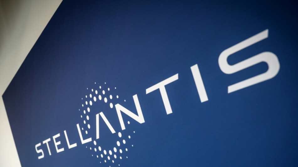 Stellantis va investir un milliard d'euros pour produire des v&eacute;hicules &eacute;lectriques &agrave; Mulhouse, annonce Macron