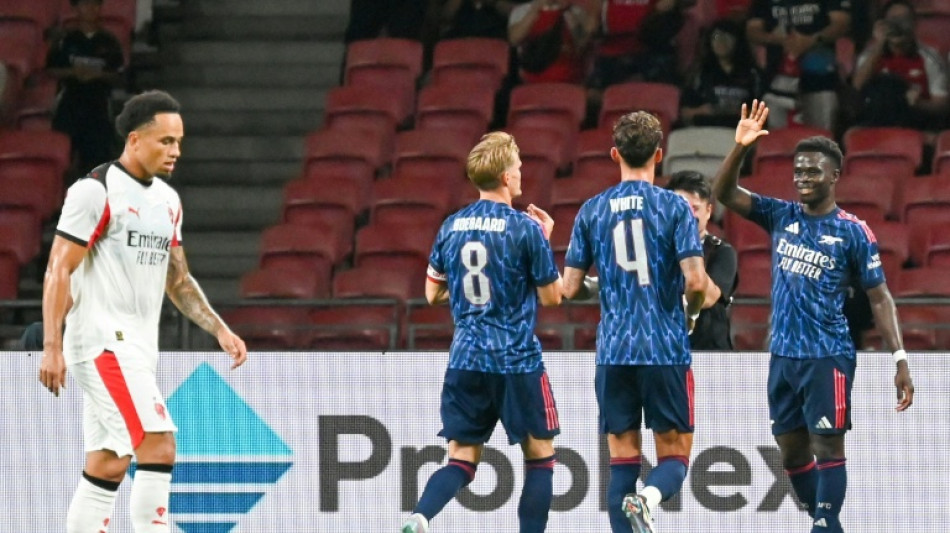 Arsenal off to winning pre-season start in Singapore