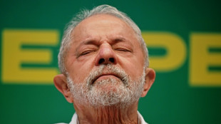 Lula to get hip surgery, admits pain makes him cranky