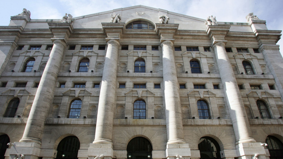 Borsa: Milano incerta con l'Europa, bene Saipem e Fincantieri