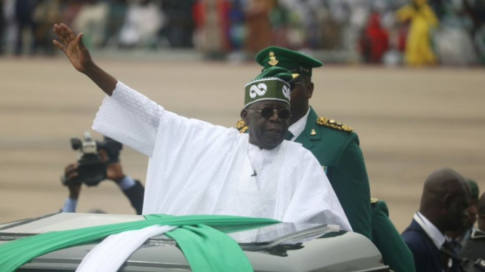 Nigeria offers measures to offset rising costs as unions mull strike