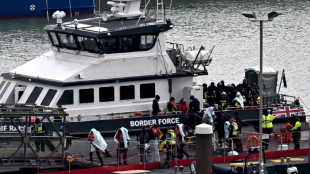 Reino Unido presenta una controvertida ley contra la migraci&oacute;n irregular