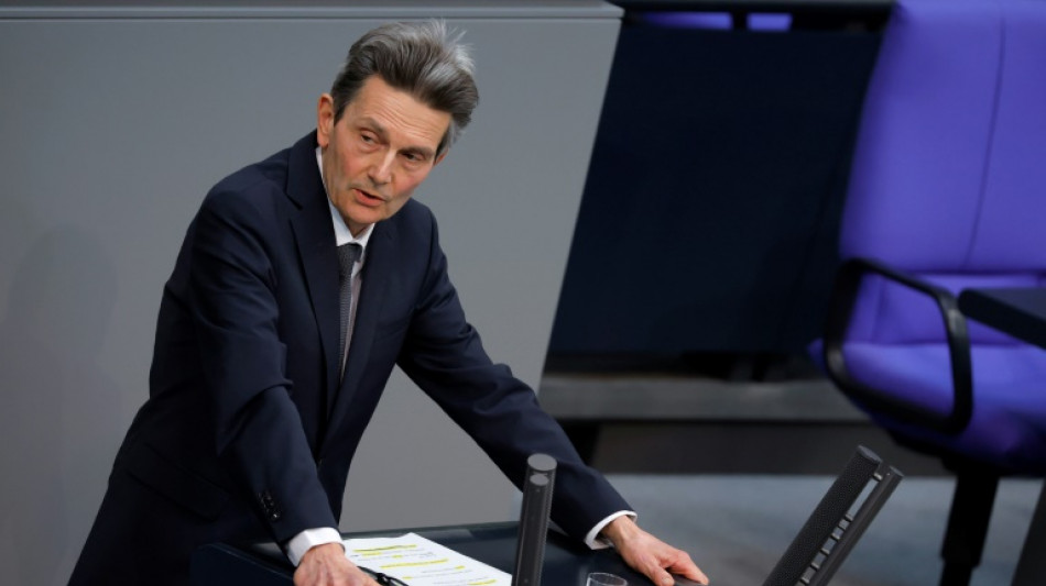 M&uuml;tzenich weist Kritik an &Auml;u&szlig;erung zu m&ouml;glichem Einfrieren des Ukraine-Kriegs zur&uuml;ck