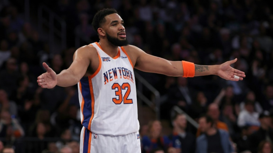 Towns drops 40 as Knicks maul Pacers, Sixers flop
