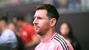 Messi &eacute; multado pela MLS por acertar tapa em advers&aacute;rio