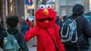 Gehackter Elmo verbreitet im Onlinedienst X antisemitische Verschwörungstheorien