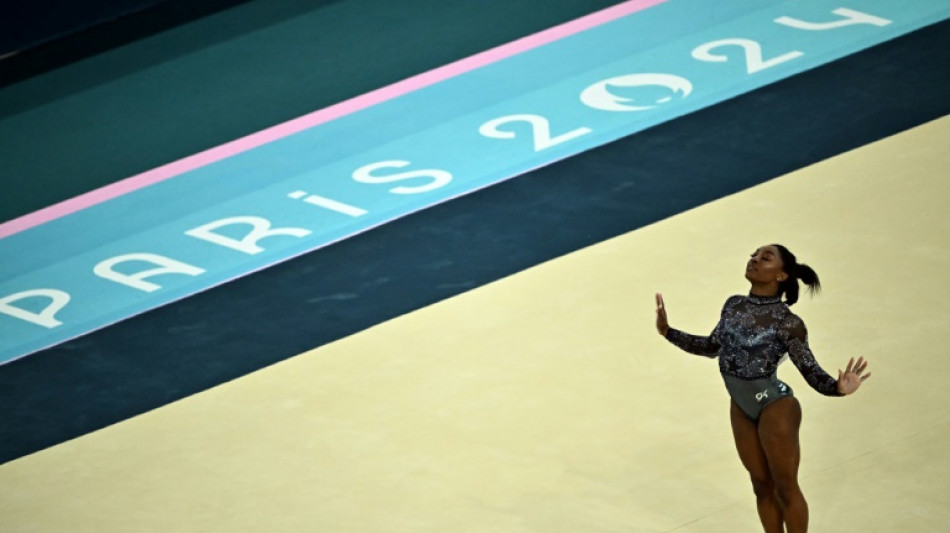 Biles a por su primer oro, triatl&oacute;n masculino aplazado por contaminaci&oacute;n del Sena