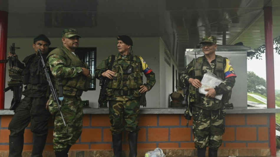 Disidencia de las FARC se re&uacute;ne para reafirmar compromiso "por la paz" en Colombia