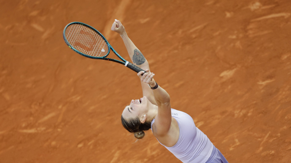 Tennis: Sabalenka batte Gauff e vince Masters 1000 Madrid