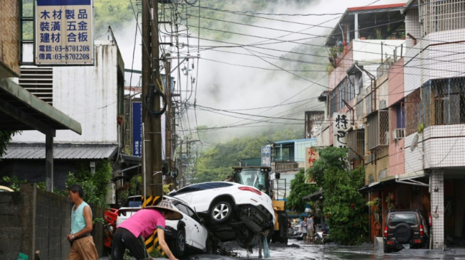 Le typhon Ragasa fait 15 morts à Taïwan, le sud de la Chine en alerte