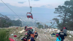 Zahlreiche Passagiere sitzen nach Ungl&uuml;ck in Seilbahn in der T&uuml;rkei fest