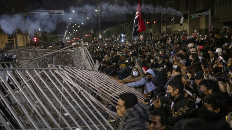 Pérou: au moins 19 blessés dans une manifestation antigouvernementale