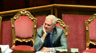 Rush finale per contratto ministeri, verso 160 euro aumento