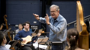 El director de orquesta brit&aacute;nico Gardiner anula sus compromisos tras golpear a un cantante