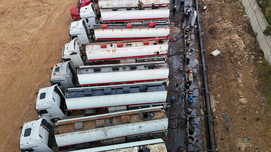 Il petrolio chiude in calo a New York a 82,17 dollari