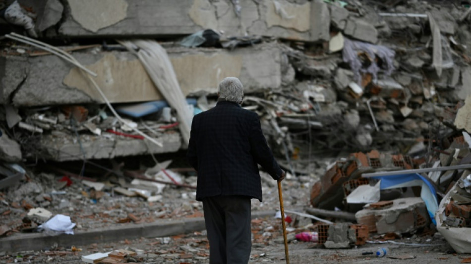 "Es como si hubiese sido ayer", dicen supervivientes un mes despu&eacute;s del sismo en Turqu&iacute;a