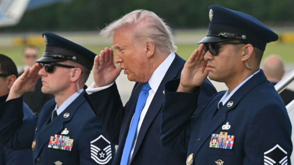 Panzer, Hubschrauber, Fallschirmspringer: Armee nennt Details von Trump-Parade