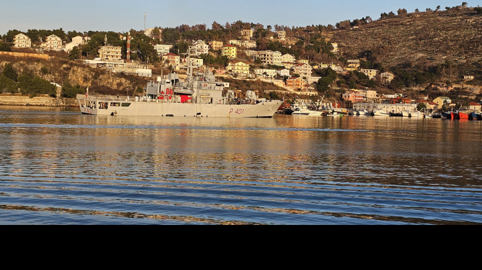 La nave Cassiopea con 49 migranti &egrave; arrivata in Albania