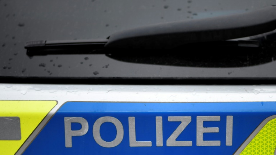 Auto f&auml;hrt in Mecklenburg-Vorpommern in Menschengruppe - f&uuml;nf teils schwer Verletzte