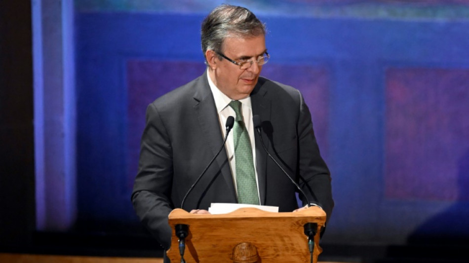 Canciller Marcelo Ebrard anuncia su dimisi&oacute;n para buscar la presidencia de M&eacute;xico