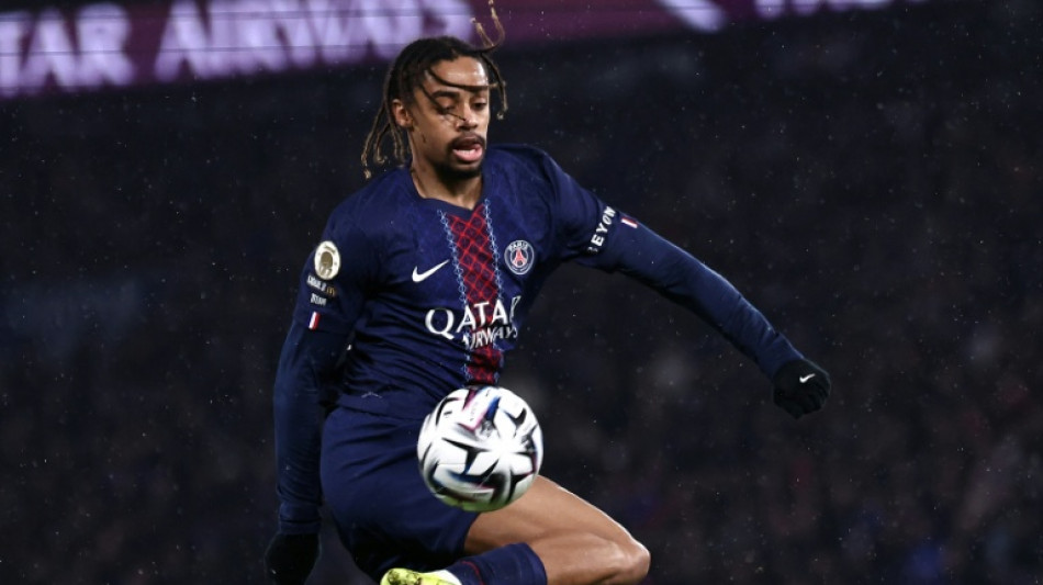 Liverpool contrata atacante franc&ecirc;s Bradley Barcola por 125 milh&otilde;es de euros