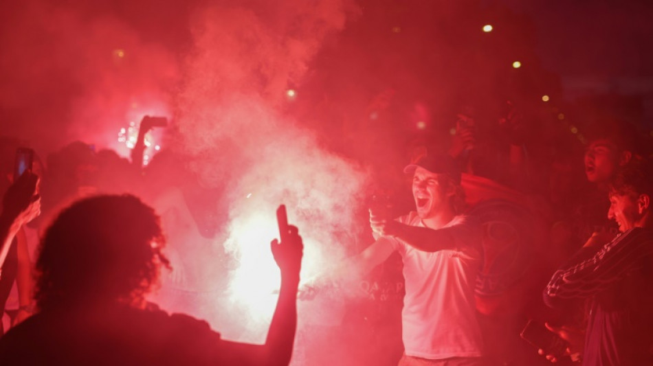 Ligue des champions: 20.000 personnes sur les Champs, la tension monte d'un cran &agrave; Paris