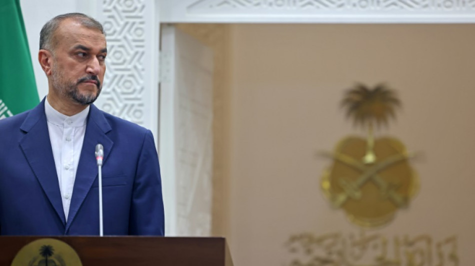 El jefe de la diplomacia iran&iacute; viaja a Arabia en la primera visita desde la reanudaci&oacute;n de sus relaciones