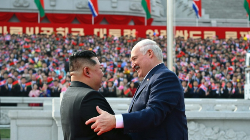 Coreia do Norte e Belarus assinam tratado de coopera&ccedil;&atilde;o durante visita de Lukashenko