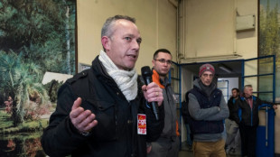Au Mondial de l'Auto, la CGT demande un "changement de cap industriel"