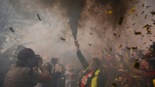 Fu&szlig;ballstreit &uuml;ber h&ouml;here Polizeigeb&uuml;hren besch&auml;ftigt Bundesverfassungsgericht
